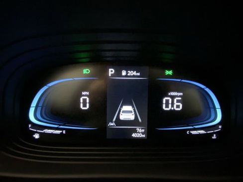 Certified 2026 Hyundai Venue SEL FWD image 15