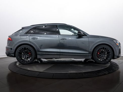 New 2026 Audi SQ8 Prestige image 3