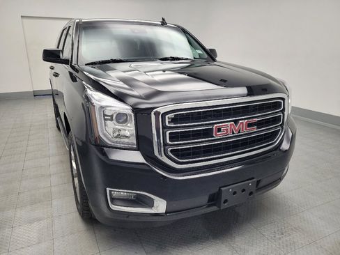 Used 2019 GMC Yukon SLT w/ HD Trailering Package image 14