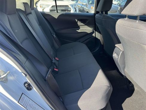 Used 2025 Toyota Corolla LE image 14
