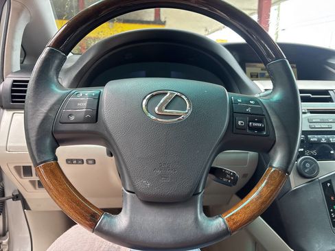 Used 2010 Lexus RX 350 2WD image 9