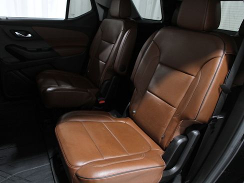 Used 2019 Chevrolet Traverse High Country w/ LPO, Floor Liner Package image 18