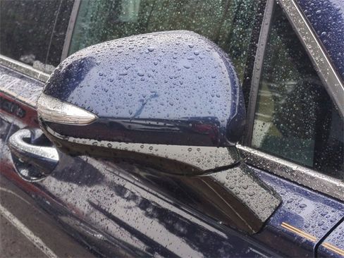 Used 2023 Hyundai Santa Fe Calligraphy image 13