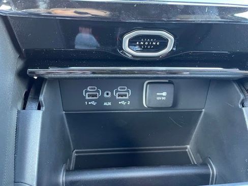 New 2026 Jeep Grand Cherokee Limited w/ Trailer Tow Package AWD/4WD image 16