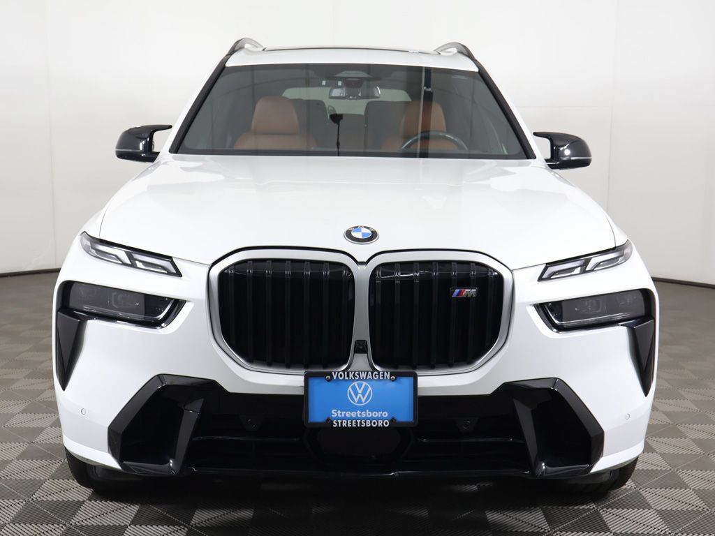 Used 2025 BMW X7 M60i w/ Executive Package AWD/4WD image 16