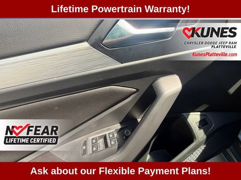 Used 2025 Volkswagen Jetta Sport FWD image 19