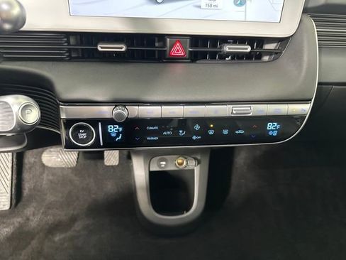 Used 2024 Hyundai Ioniq 5 Limited image 23