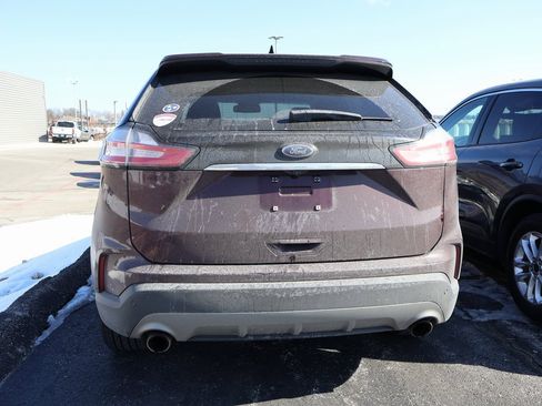 Used 2020 Ford Edge Titanium image 8
