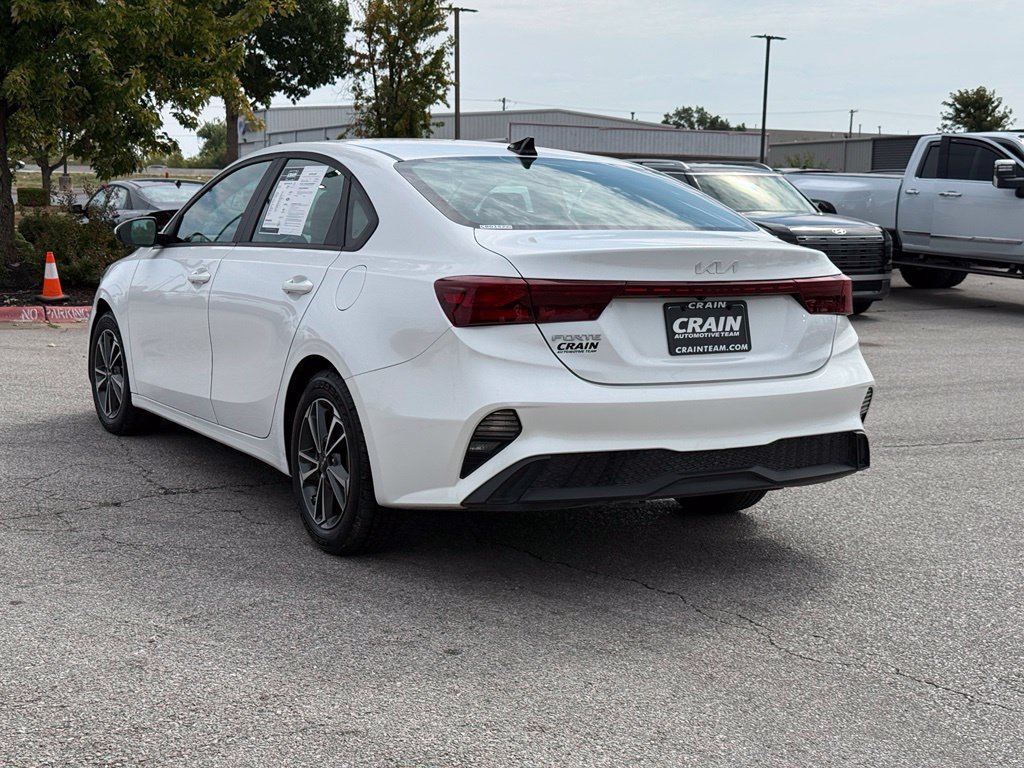 Used 2024 Kia Forte LXS FWD image 5