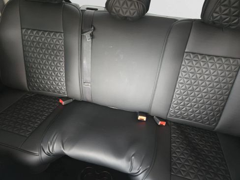 Used 2014 RAM 1500 Express image 13