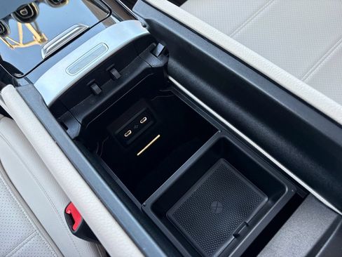 Used 2023 Mercedes-Benz GLC 300 4MATIC image 23