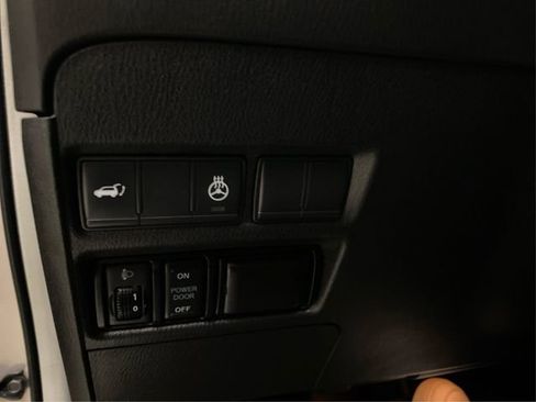 Used 2019 INFINITI QX80 Luxe image 23