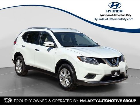 Used 2016 Nissan Rogue SV w/ SV Premium Package AWD/4WD image 1