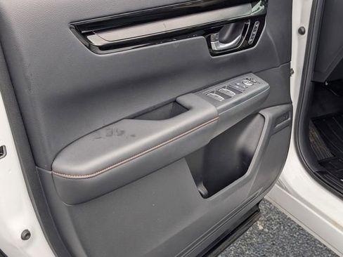 Used 2023 Honda CR-V Sport Touring image 14