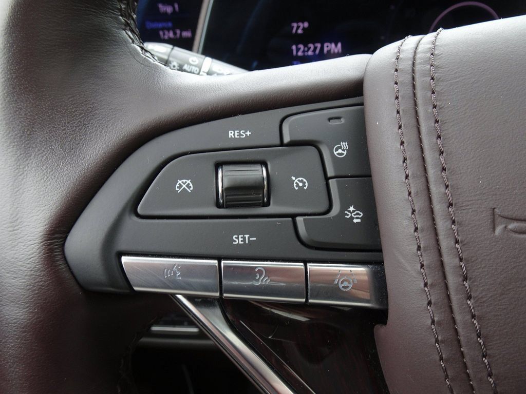 Certified 2023 Cadillac Escalade ESV Sport Platinum w/ LPO, ONYX Package AWD/4WD image 21
