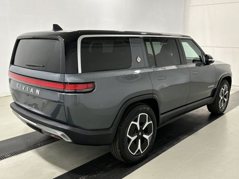 Used 2024 Rivian R1S Adventure AWD/4WD image 5