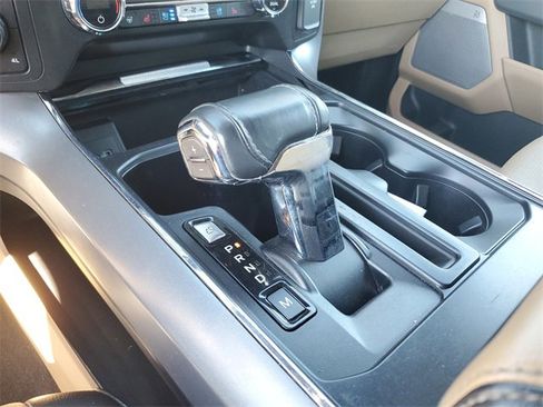 Used 2021 Ford F150 Lariat w/ Equipment Group 502A High image 23