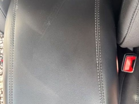 Used 2023 Ford Explorer XLT image 22