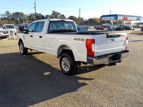 Used 2021 Ford F250 XL w/ STX Appearance Package image 3