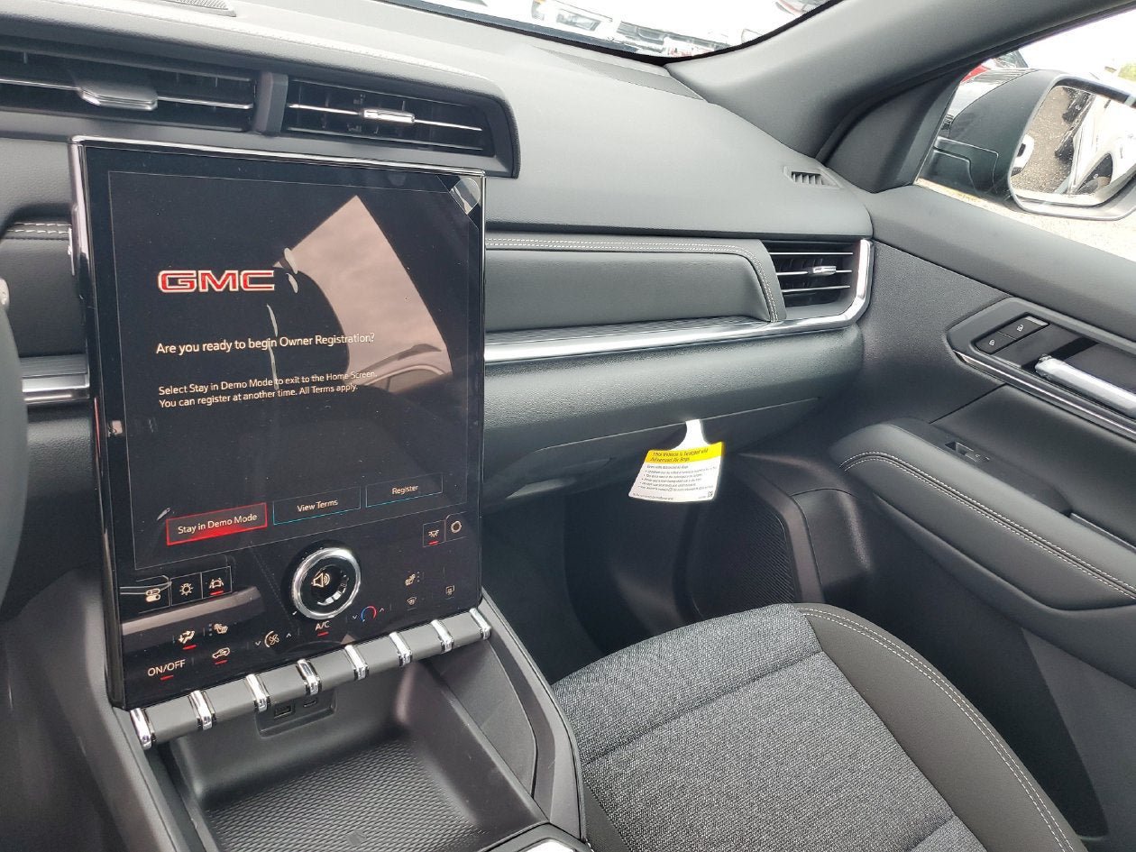 New 2027 GMC Terrain Elevation FWD image 26
