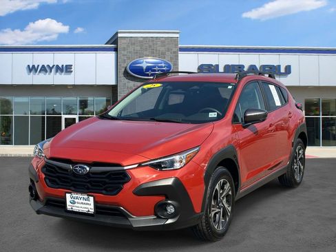 Certified 2025 Subaru Crosstrek 2.0i Premium image 2