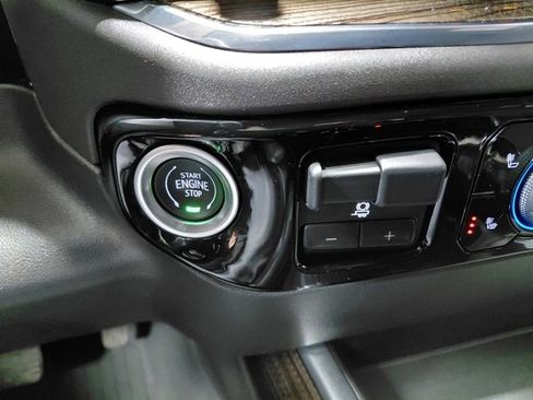 Certified 2024 Chevrolet Silverado 1500 LT Trail Boss w/ Convenience Package II image 40