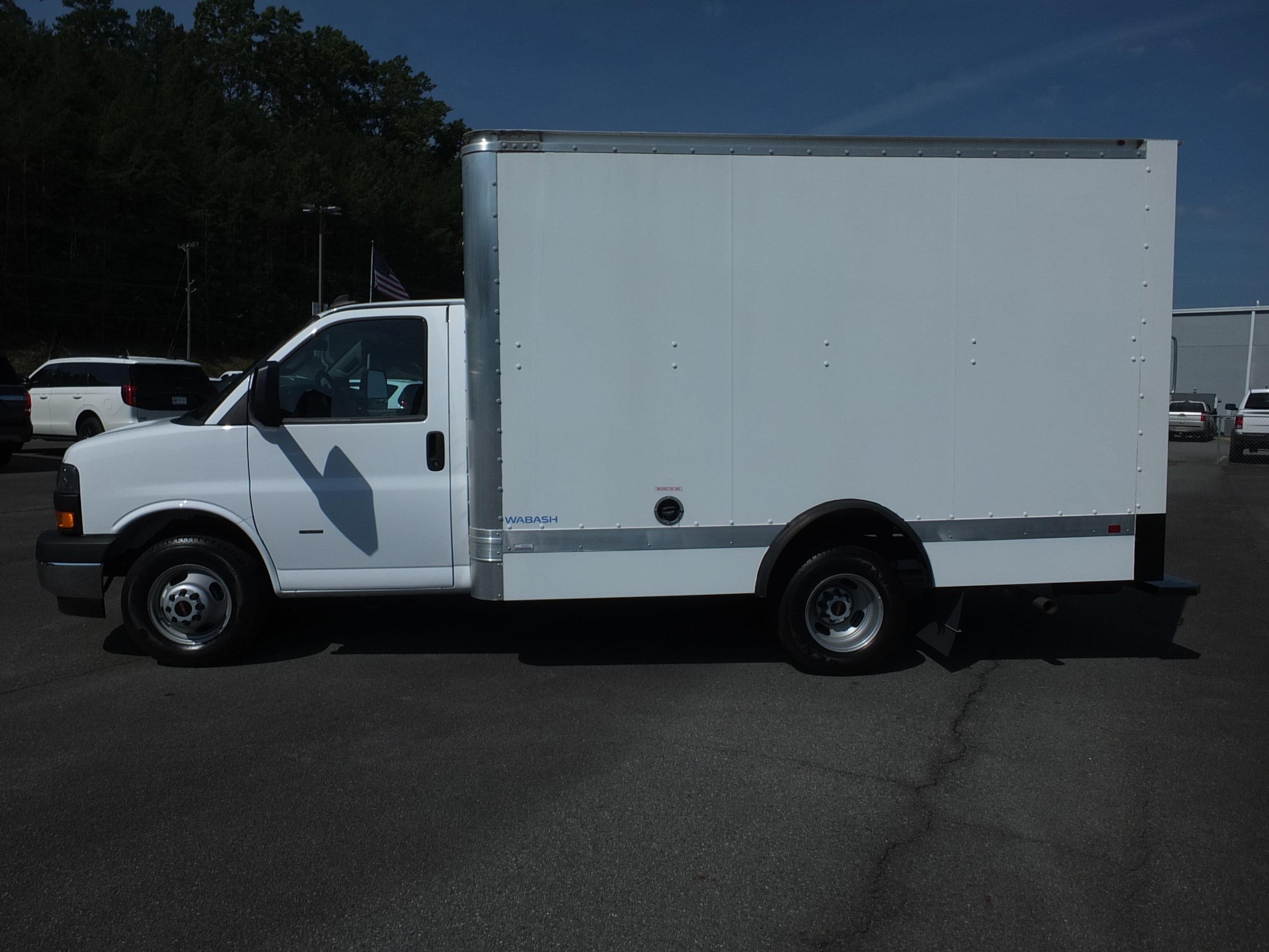 Used 2024 GMC Savana 3500 w/ Power Convenience Package RWD image 6