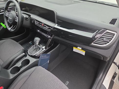 New 2026 Kia Seltos S FWD image 20