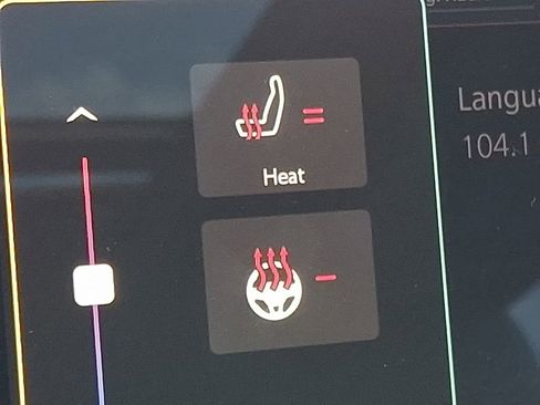 Used 2024 Jeep Compass Latitude w/ Sun and Sound Group image 25