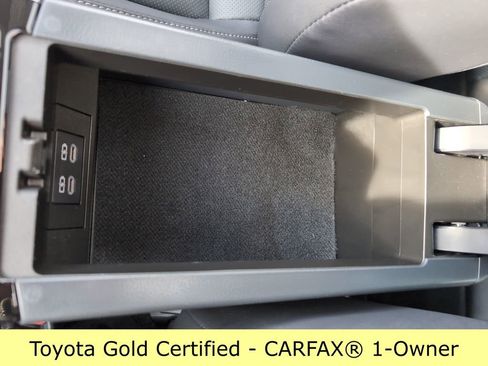 Certified 2024 Toyota Prius Limited image 27