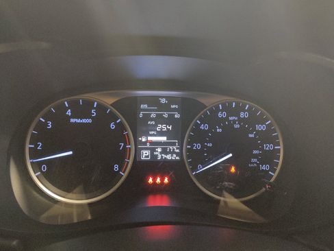 Used 2024 Nissan Versa S w/ Trunk Package FWD image 23