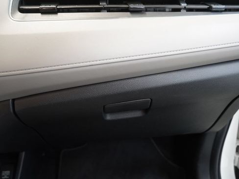 Used 2017 Honda HR-V EX image 36
