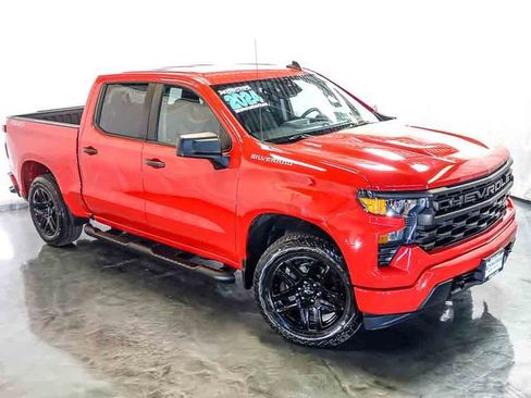 Used 2024 Chevrolet Silverado 1500 Custom w/ Turbomax Blackout Package AWD/4WD image 6