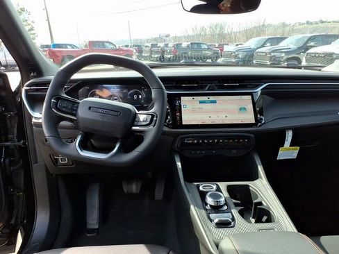 New 2026 Jeep Cherokee Overland image 9