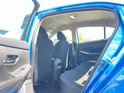 Used 2024 Nissan Sentra SV FWD image 33