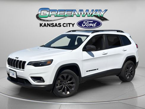 Used 2021 Jeep Cherokee Latitude Lux 80th Anniv w/ Quick Order Package 2YU 80th AWD/4WD image 3