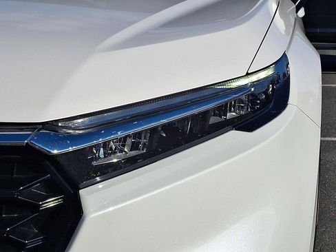 Used 2024 Honda CR-V EX image 8