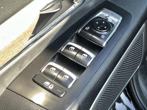 Used 2022 Kia Telluride EX w/ EX Premium Package image 30