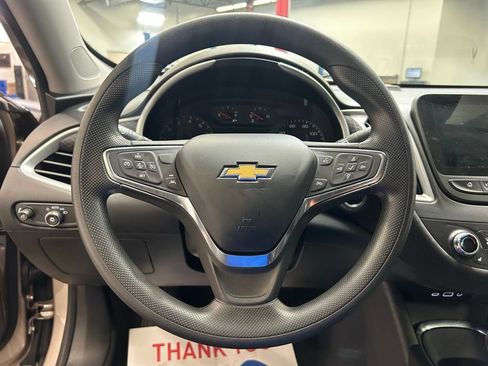 Used 2024 Chevrolet Malibu LT FWD image 21