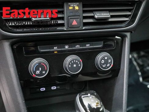 Used 2024 Volkswagen Taos S image 19