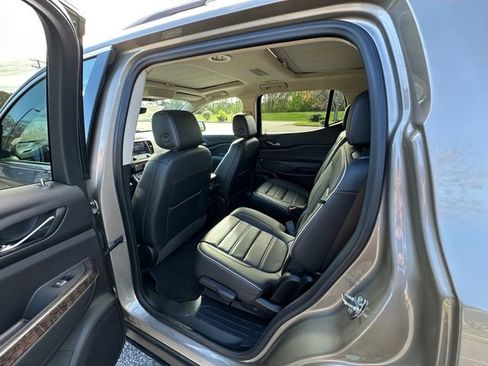 Used 2023 GMC Acadia Denali w/ Denali Ultimate Package image 19