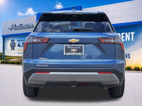 New 2026 Chevrolet Equinox LT w/ Safety and Technology Package FWD image 8