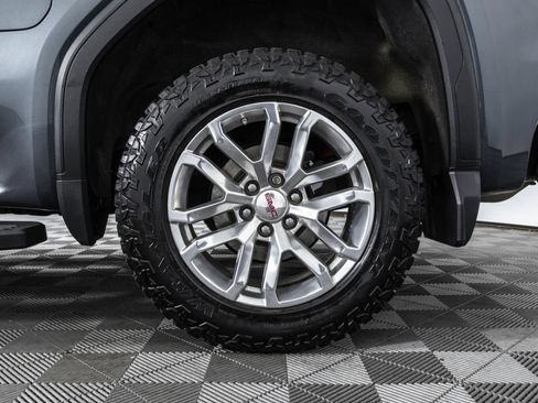 Used 2019 GMC Sierra 1500 SLT w/ SLT Premium Plus Package AWD/4WD image 50
