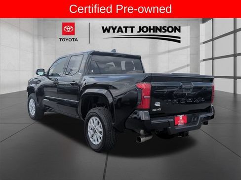 Certified 2025 Toyota Tacoma SR5 AWD/4WD image 3