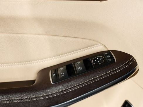 Used 2017 Mercedes-Benz GLS 550 4MATIC image 53