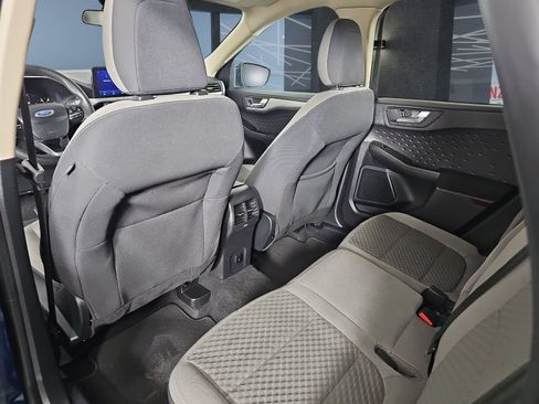 Used 2020 Ford Escape SE FWD image 11