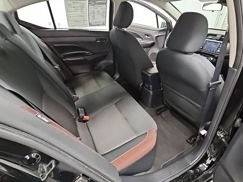 Used 2021 Nissan Versa SR w/ Convenience Package image 29