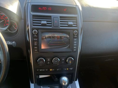 Used 2011 MAZDA CX-9 Grand Touring w/ Moonroof & Bose Audio Pkg image 11