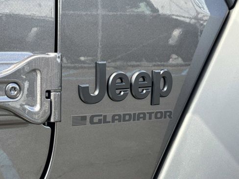 New 2026 Jeep Gladiator Sport image 30