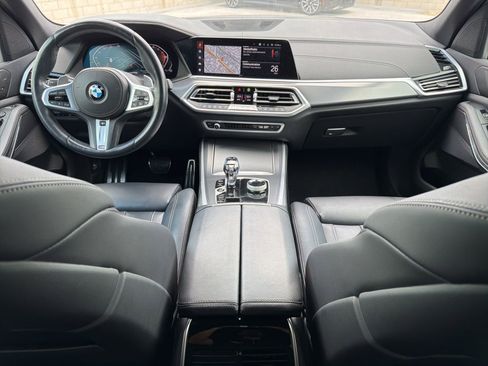 Used 2022 BMW X5 xDrive40i w/ M Sport Package AWD/4WD image 6